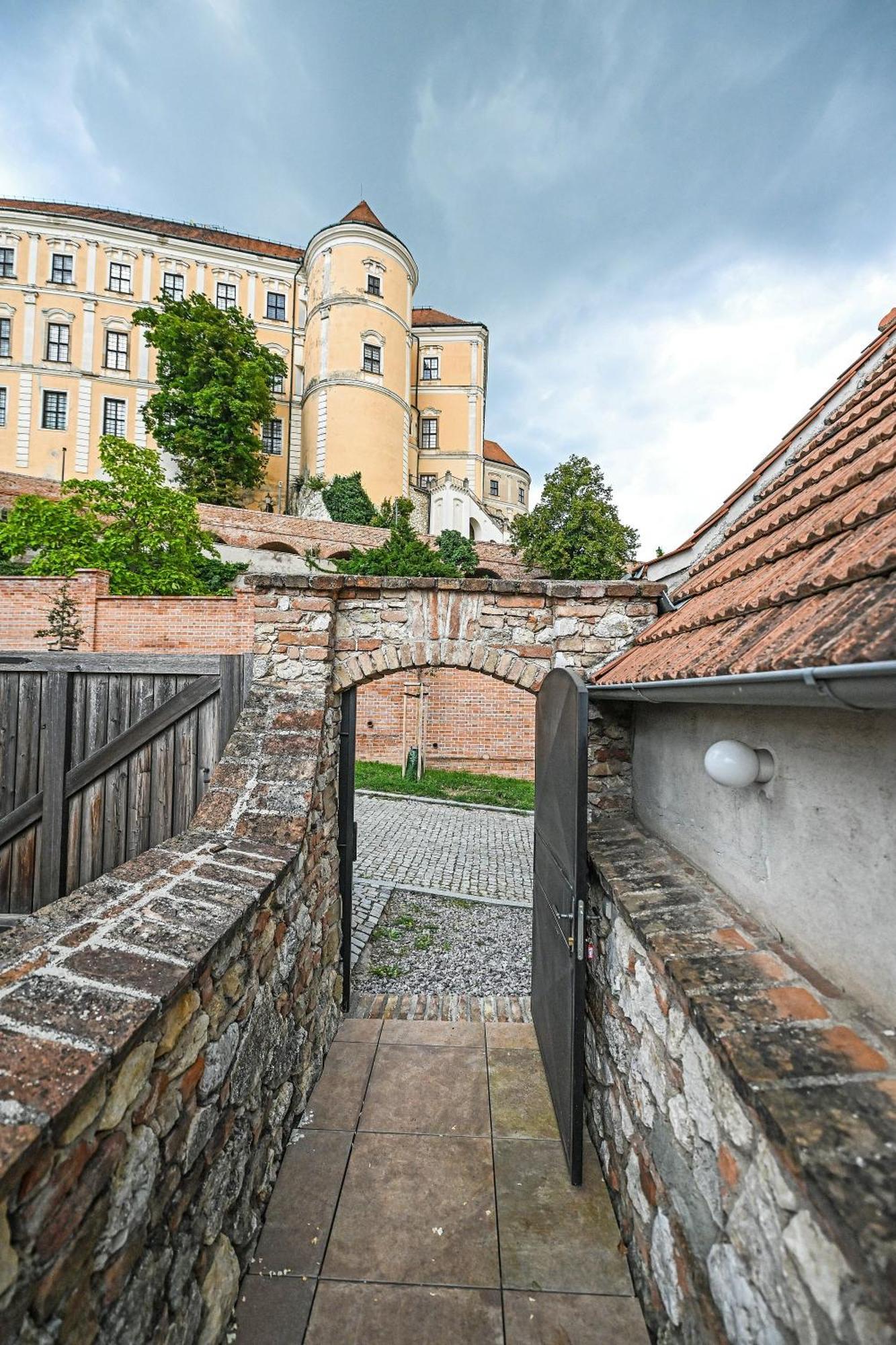 Boutique Apartman Мікулов Екстер'єр фото